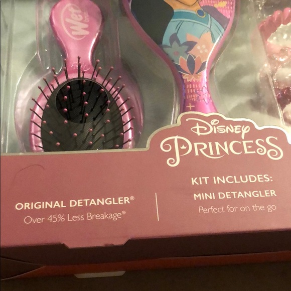 Disney Princess Wet Hair Brush Detangling Bundle - Picture 5 of 7